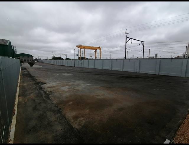 690M² WAREHOUSE TO LET IN BLACKHEATH INDUSTRIAL